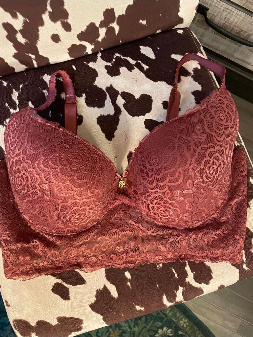 Daisy Fuentes Burgundy Lace Longline Bra